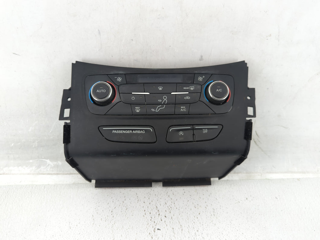 2017 Ford Escape Climate Control Module Temperature AC/Heater Replacement P/N:GJ5T-18C612-AE Fits OEM Used Auto Parts