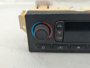 2003-2004 Chevrolet Silverado 2500 Climate Control Module Temperature AC/Heater Replacement P/N:15137655 Fits 2003 2004 OEM Used Auto Parts