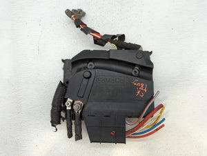 2017 Lincoln Mkc Fusebox Fuse Box Panel Relay Module P/N:DM5T-14K733-AE-2 AV6T-14A067-BC Fits OEM Used Auto Parts