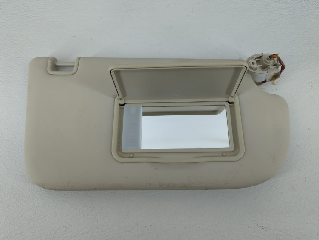 2014-2018 Jeep Cherokee Sun Visor Shade Replacement Passenger Right Mirror Fits 2014 2015 2016 2017 2018 OEM Used Auto Parts