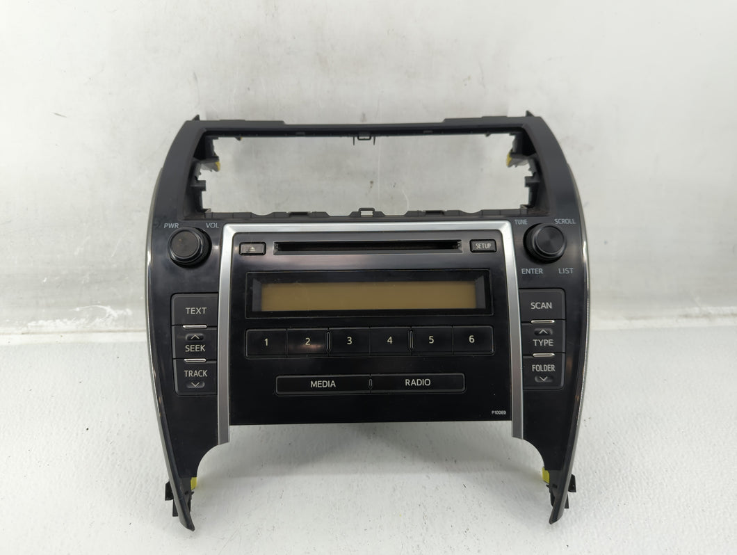 2012-2013 Toyota Camry Radio AM FM Cd Player Receiver Replacement P/N:86120-06340 Fits 2012 2013 OEM Used Auto Parts