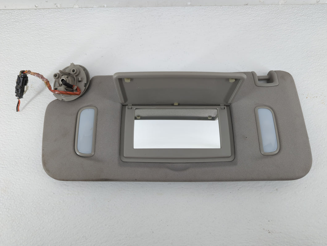 2010-2017 Chevrolet Equinox Sun Visor Shade Replacement Passenger Right Mirror Fits 2010 2011 2012 2013 2014 2015 2016 2017 OEM Used Auto Parts