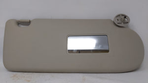 2002 Land Rover Freelander Sun Visor Shade Replacement Passenger Right Mirror Fits OEM Used Auto Parts - Oemusedautoparts1.com