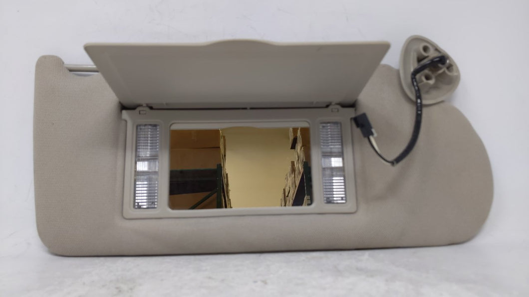 2004 Pontiac Grand Prix Sun Visor Shade Replacement Passenger Right Mirror Fits OEM Used Auto Parts - Oemusedautoparts1.com