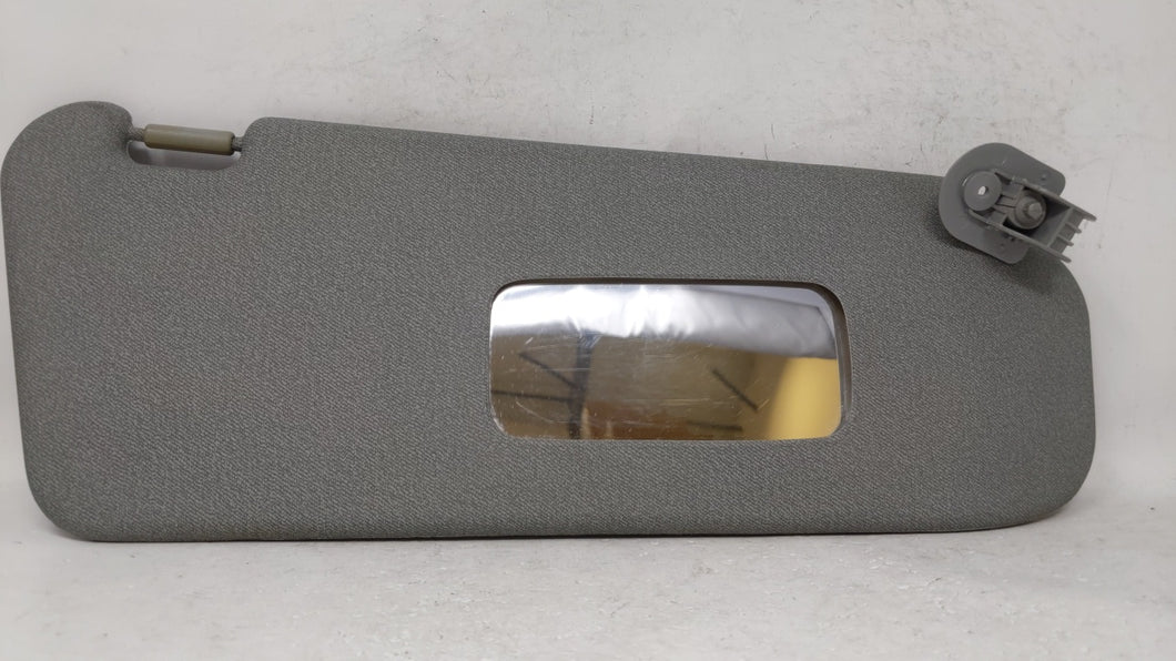 2005 Chevrolet Aveo Sun Visor Shade Replacement Passenger Right Mirror Fits OEM Used Auto Parts - Oemusedautoparts1.com