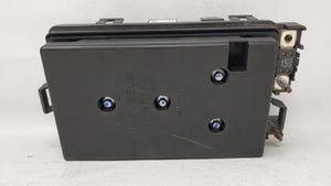 2002 Oldsmobile Bravada Fusebox Fuse Box Panel Relay Module Fits OEM Used Auto Parts - Oemusedautoparts1.com
