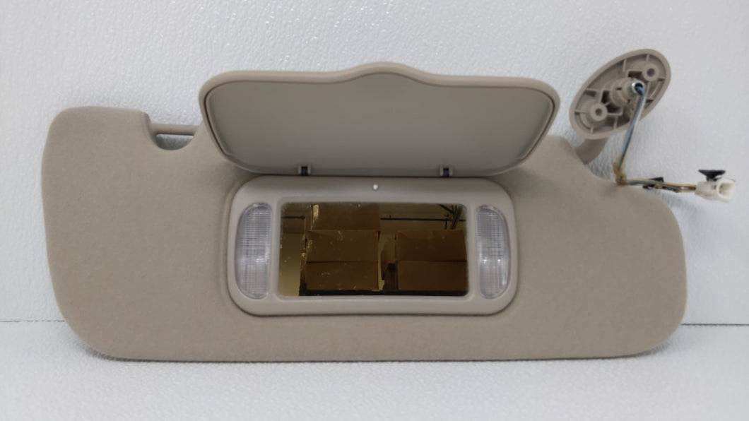 2002 Jeep Liberty Sun Visor Shade Replacement Passenger Right Mirror Fits OEM Used Auto Parts - Oemusedautoparts1.com