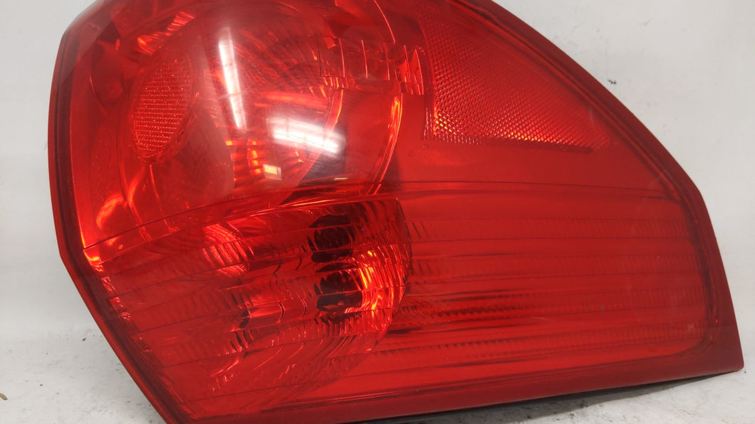 2006-2010 Toyota Sienna Tail Light Assembly Driver Left OEM Fits 2006 2007 2008 2009 2010 OEM Used Auto Parts - Oemusedautoparts1.com