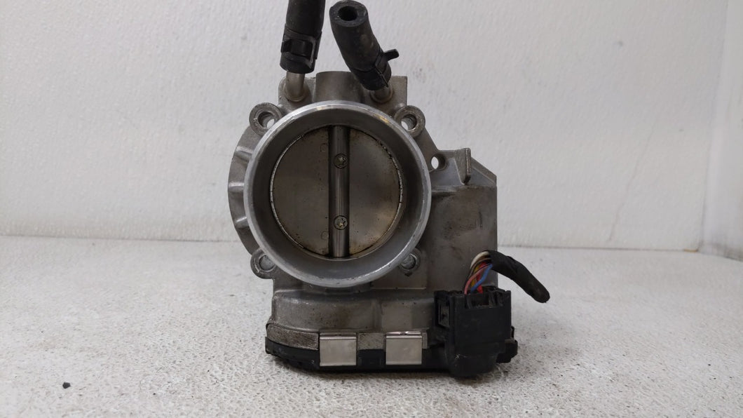 2011-2014 Hyundai Sonata Throttle Body P/N:35100-2G710 Fits 2011 2012 2013 2014 2015 2016 OEM Used Auto Parts - Oemusedautoparts1.com