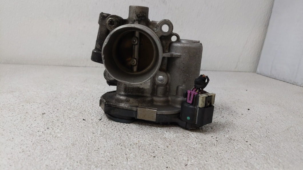 2011-2016 Chevrolet Cruze Throttle Body P/N:55565489 55581662 Fits 2011 2012 2013 2014 2015 2016 2017 2018 2019 OEM Used Auto Parts - Oemusedautoparts1.com