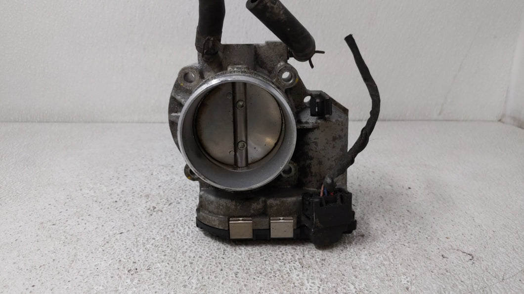 2010-2013 Hyundai Tucson Throttle Body P/N:0 280 750 180 35100-25400 Fits 2006 2007 2008 2009 2010 2011 2012 2013 OEM Used Auto Parts - Oemusedautoparts1.com